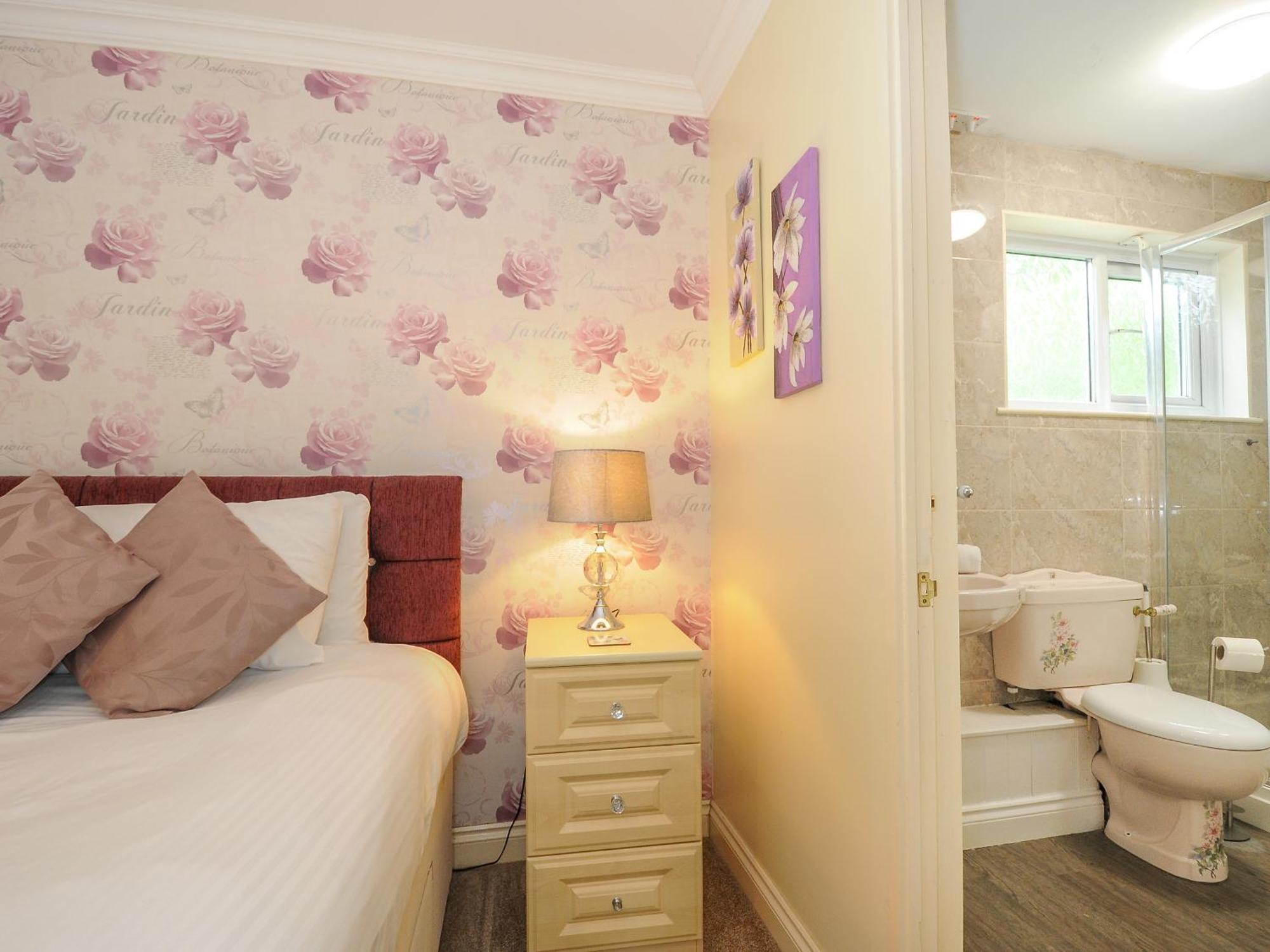 Dart Lodge Callington Exteriör bild